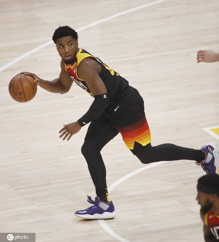 开云体育2026-浙江队翻盘辽宁队，米切尔状态火热