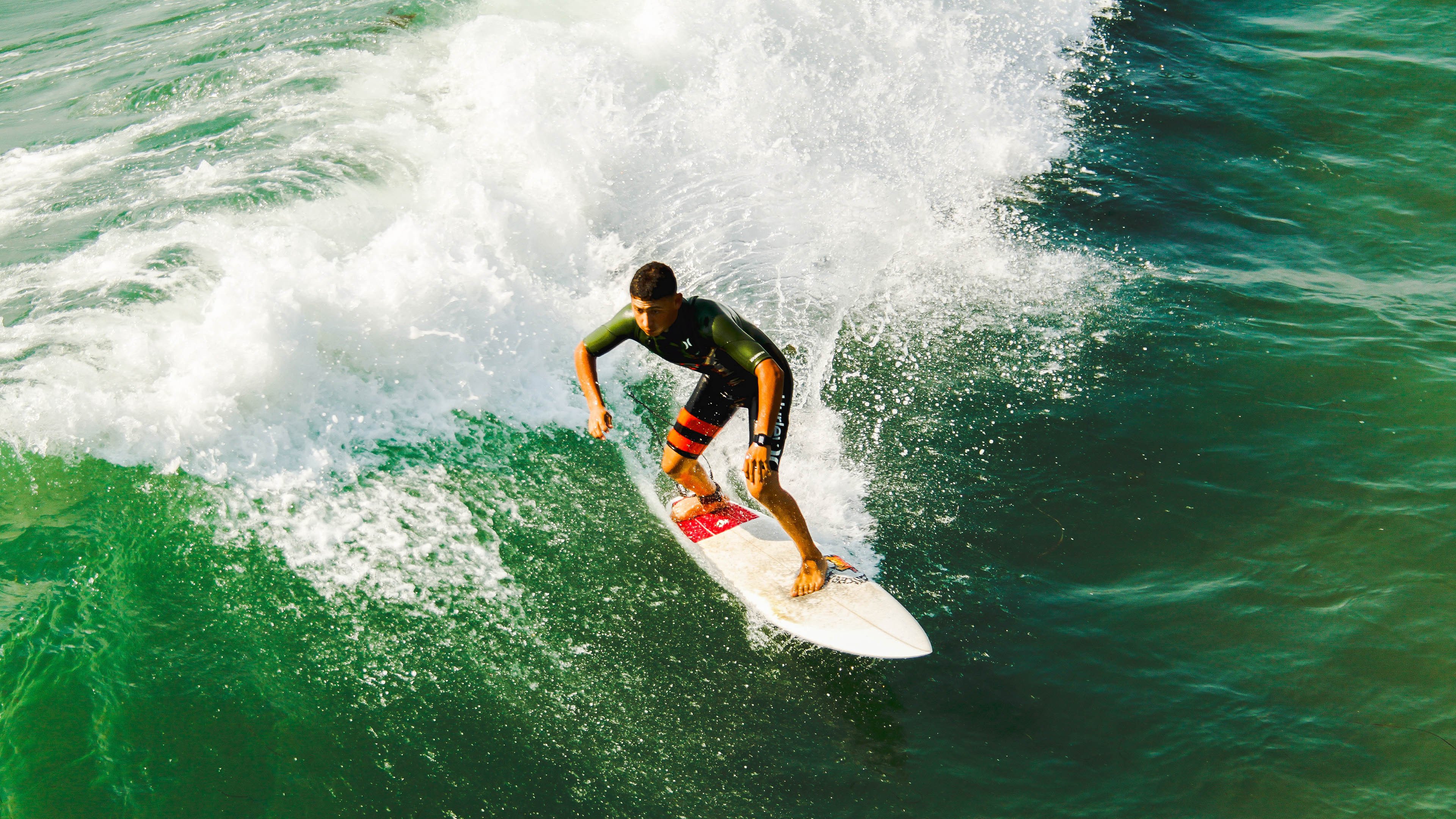 开云体育登录-太阳对阵上海队，克莱大场面先生，当东方明珠遇见加州日落